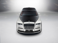 Rolls-Royce Phantom photo